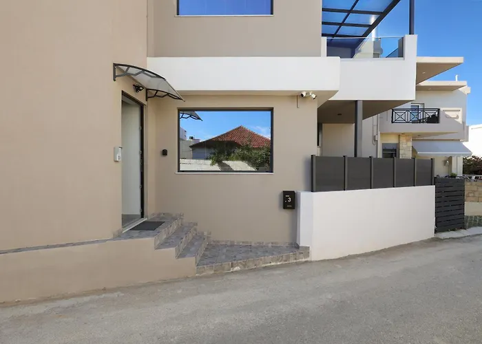 Villa Cicada Chania, Steps From The Beach, Car Included